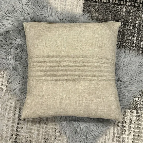 Natural‎ Linen Tan Ruched Decorative 18