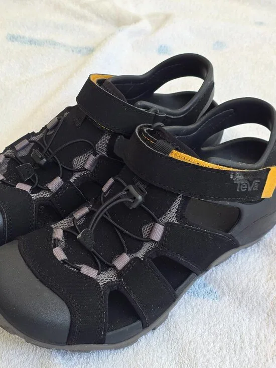 Teva Flintwood Sandal