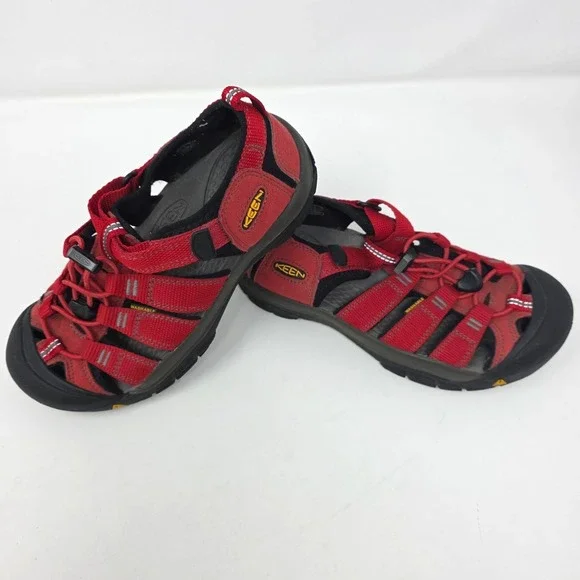 Keen Newport H2 Water Sandals Mens 4 Ribbon Red Gray Closed Toe Hiking Outdoor