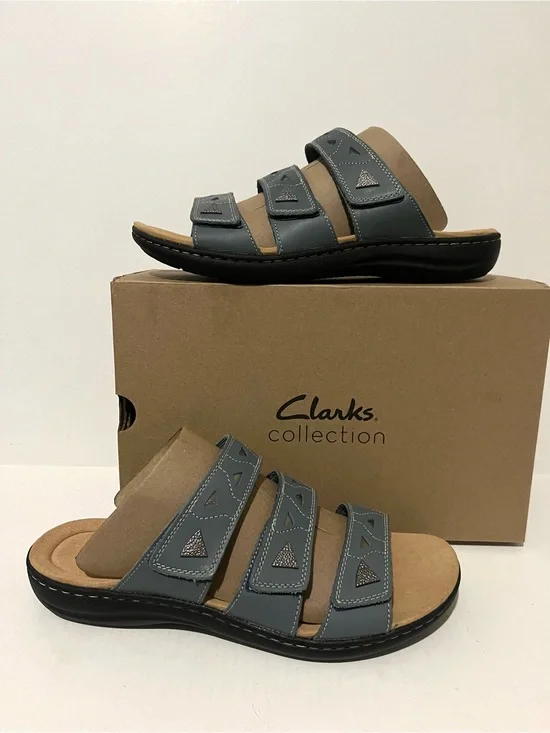 Clarks Laurieann Nora Sandals in Blue/Gray Leather.