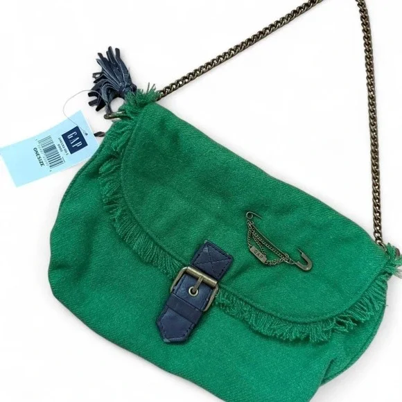 NWT Y2K 2000s style deadstock GAP purse with pin and chain‎ details