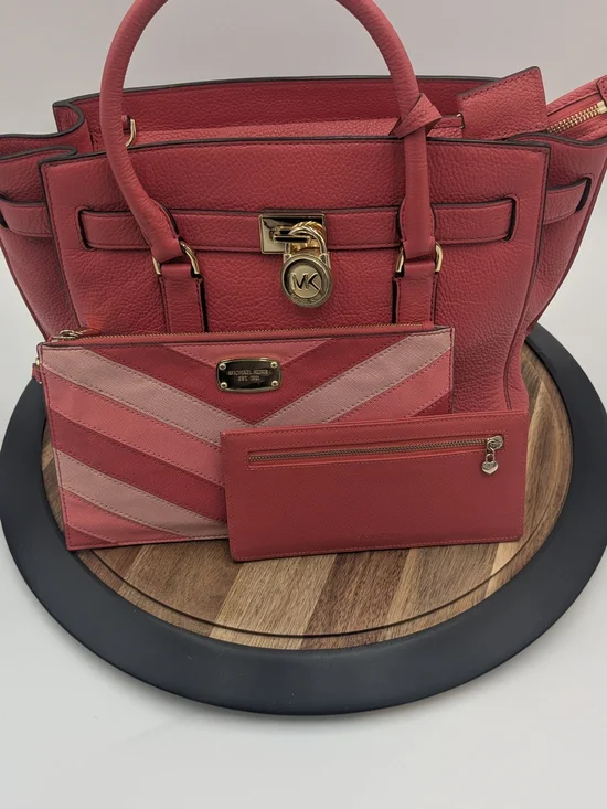 Michael Kors Hamilton Large Pebbled Leather Satchel Coral Wristlet &Card Holder