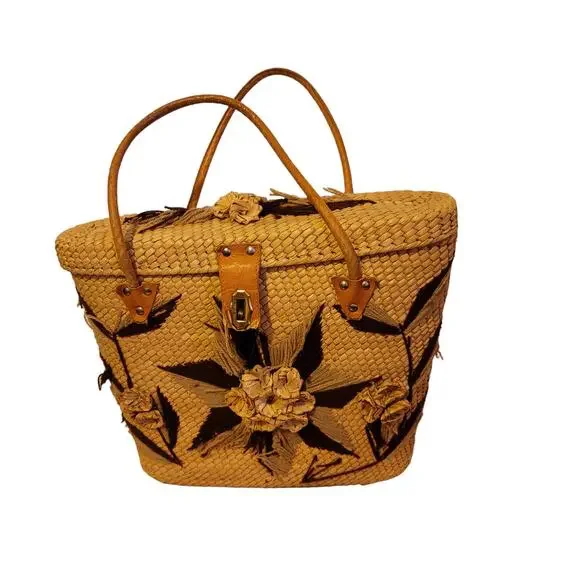 Vintage Straw Purse Carry Bag With 3D Design Measures 13.5