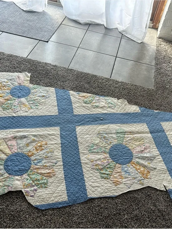 Handmade Blue & Cream Dresden Plate Quilt scraps
