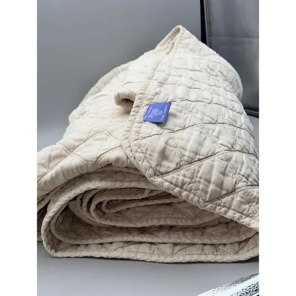 Pine Cone Hill King Quilt Ivory Cream Tencel Lyocell Coverlet Cottage Farmhouse
