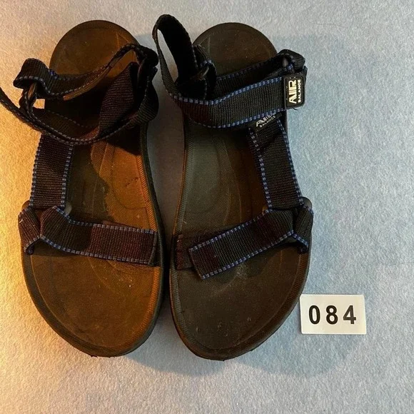 Air Balanced Black and Blue Sandals Size Mens 42 Excellent Condition