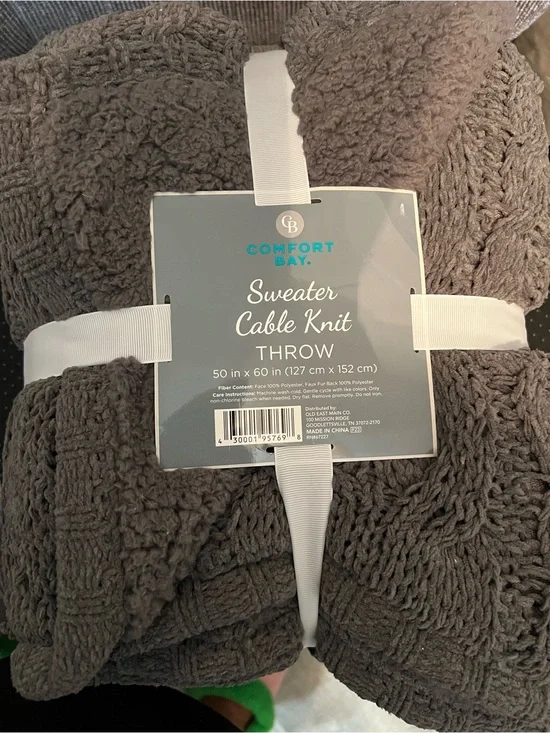Comfort Bay Cable Knit Sweater Throw - Charcoal Gray