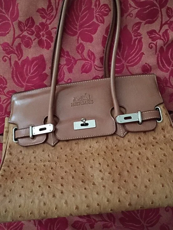 Fashion Ostrich-Texture Satchel with Silver Hardware