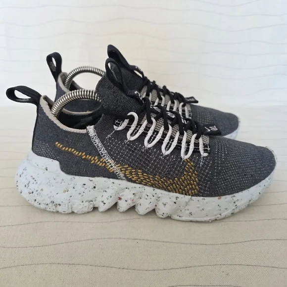 Nike Mens Space Hippie 01 'Black Wheat' Athletic Shoes Sneakers CZ6148-002 Sz 7