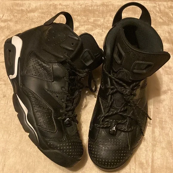 Jordan 6 Retro Black Cat