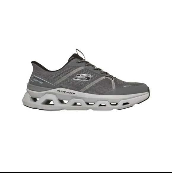 Skechers Men's Skechers Slip-ins: Glide-Step Altus - Aphtur, Gray/Black
