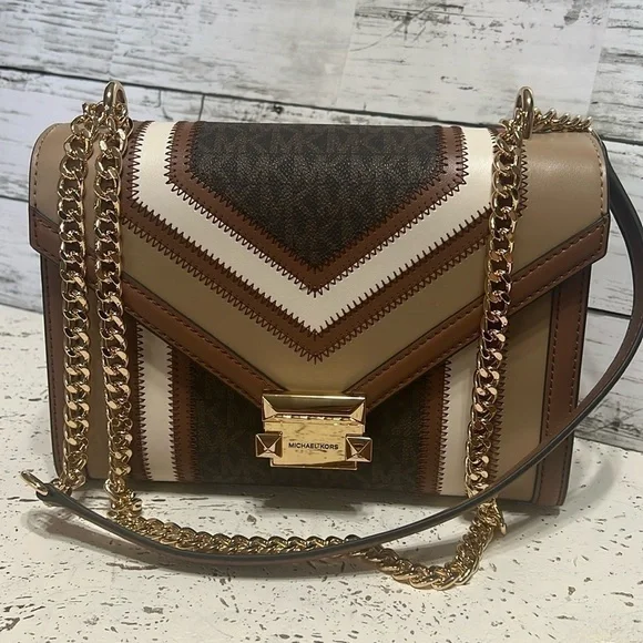 Michael Kors Medium Color-Block and Signature Logo Shoulder Bag