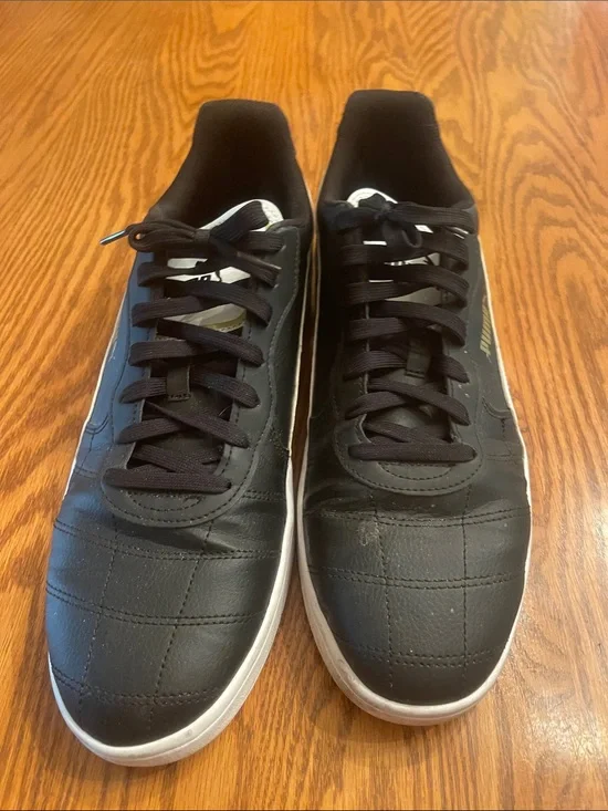 Puma Black Low-Top Lace-Up Sneakers with White Sole