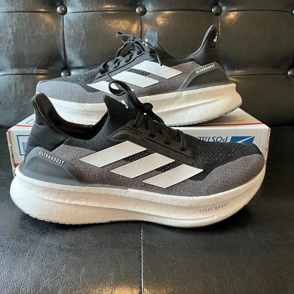 Adidas UltraBoost 5X ‘Black White Carbon’ Sz 8‎ Men’s