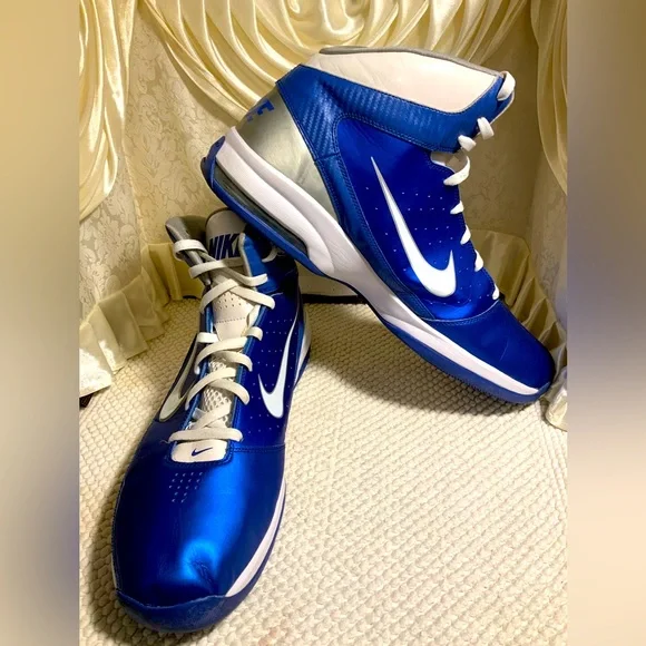 NIKE AIR MAX