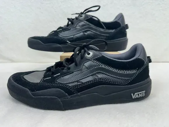 Vans 2 Wayvee Sneaker NWOT Men's Size 11 Skatewear Streetwear