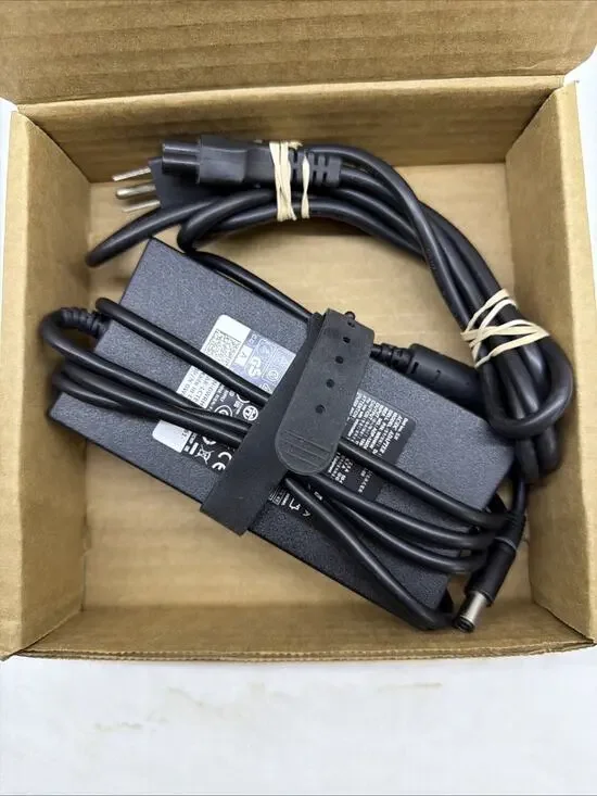 Genuine Dell 19.5V 6.7A 130W AC Adapter For PA-4E Family LA130PM121 DA130PE1-00