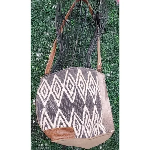 Myra Bag