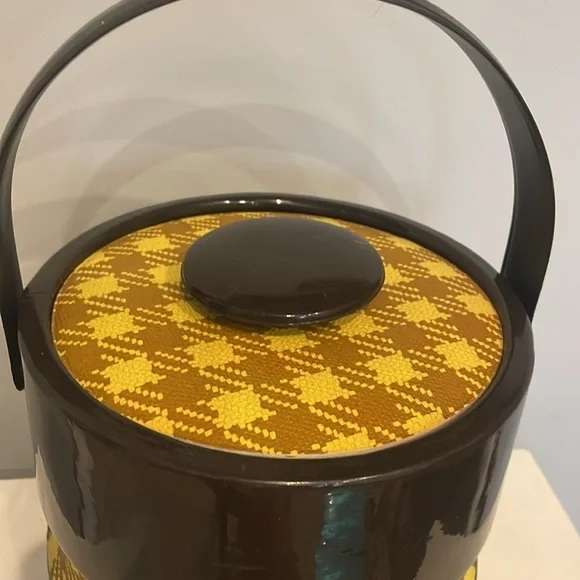 Retro brown & yellow amazing blast from the past mid century ice bucket with lid