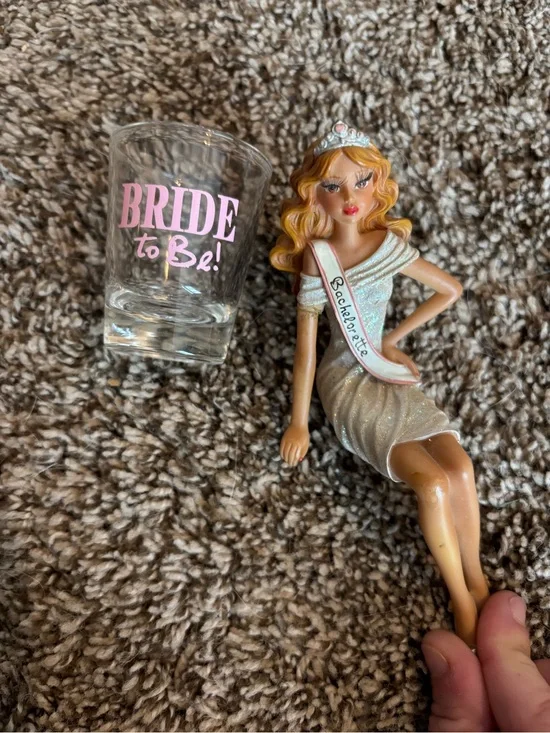 Bride to Be Shot Glass & Bachelorette Figurine Set - Pink/White