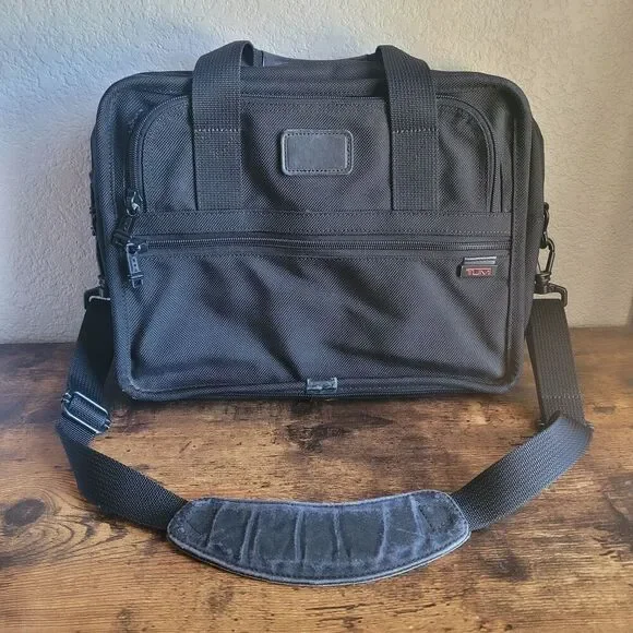 Tumi Ballistic Black Nylon Computer Laptop Briefcase 26111D4 14” x 10” x 3”