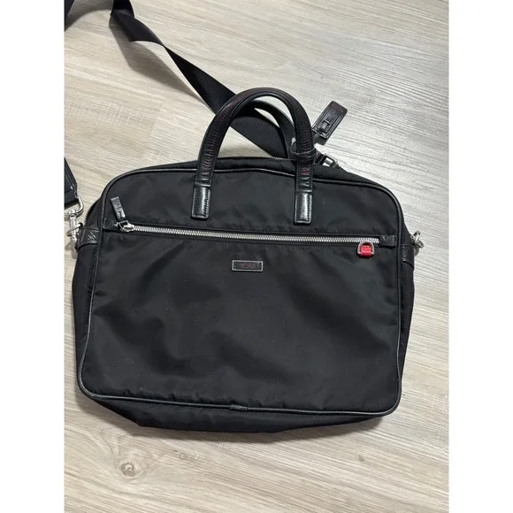 Tumi Black Ballistic Nylon Leather Trim Briefcase Messenger Bag Red Stitching