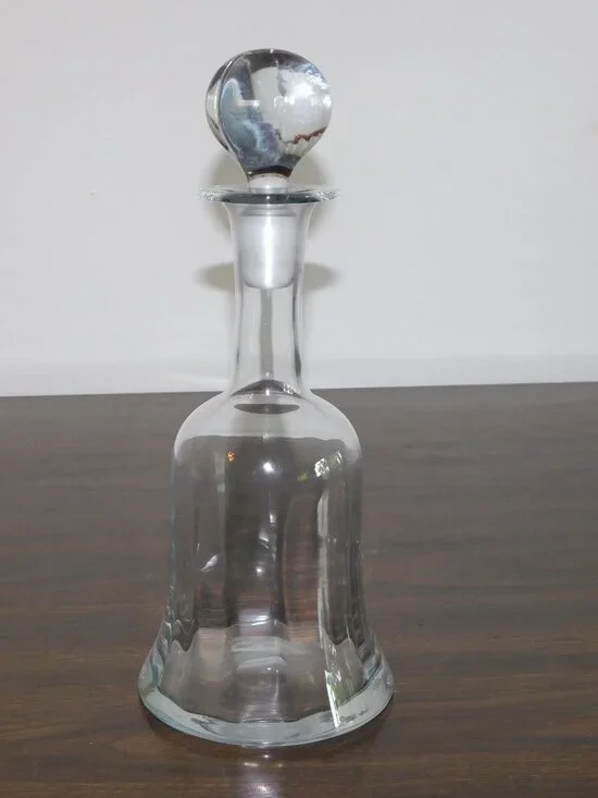 Vintage Crystal Decanter w/Top Stopper, Like New, 13