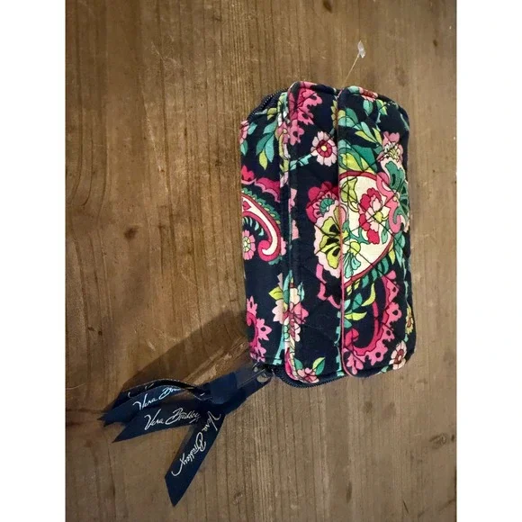 Vera Bradley Navy Floral Paisley Quilted Cotton Zip Around Wallet Organizer