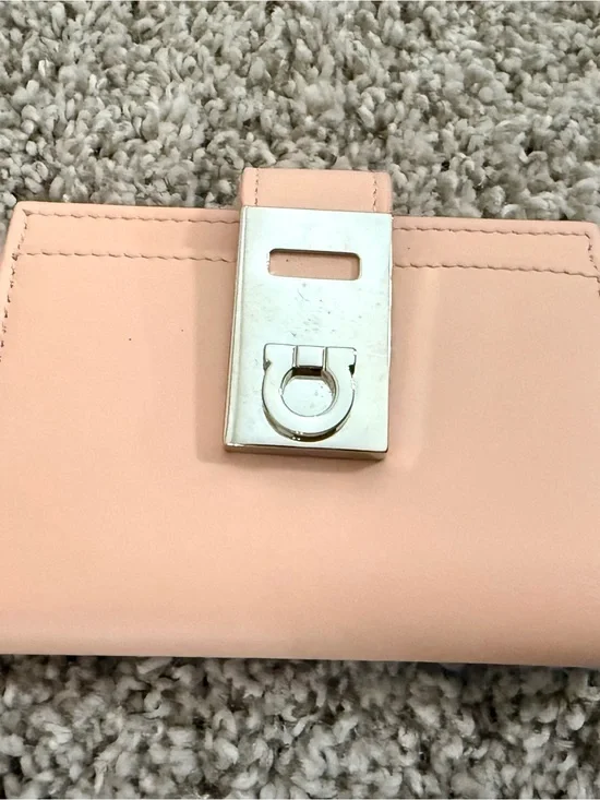 Salvatore Ferragamo Soft Pink Leather Hug Wallet with silver hardware