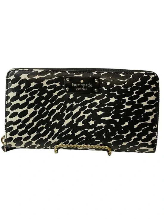 kate spade Neda Continental Wallet in Wilson Rd Musical Dots Black Multi