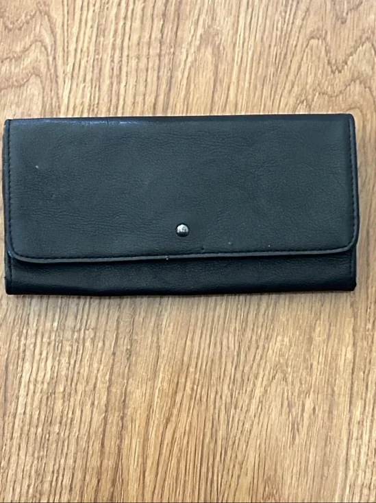 Universal thread Classic Black fake Leather Clutch Wallet