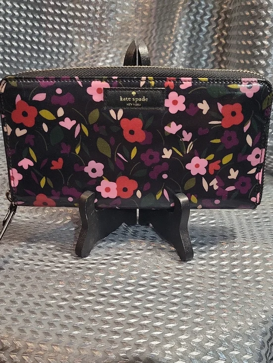 kate spade New York Black Floral Zip Wallet