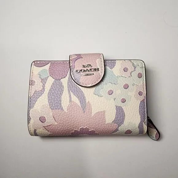 NWT COACH CBO31 Medium Corner Zip Wallet With Floral Print v2