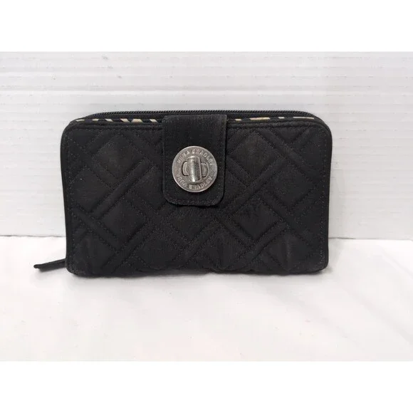 VERA BRADLEY RFID Zip around Turnlock WALLET Credit Cards ID BLACK
