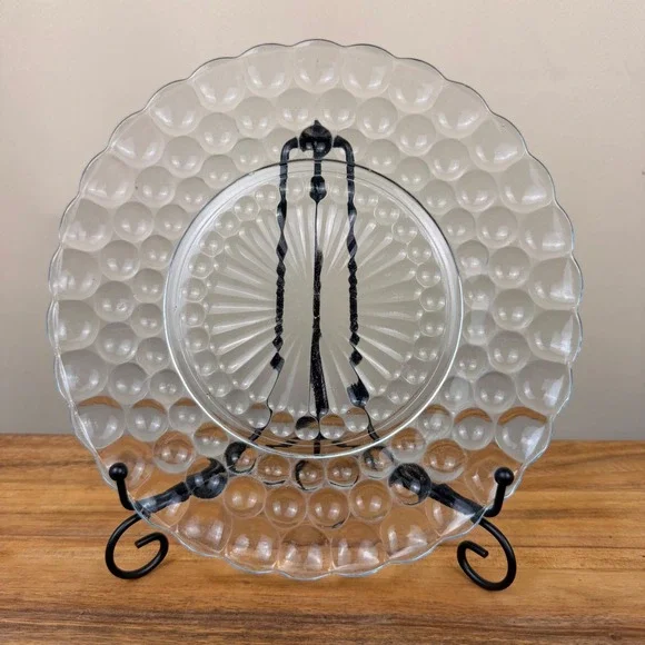 Vintage Clear Bubble Glass Dinner Plate Scalloped Edge Sunburst Center 8