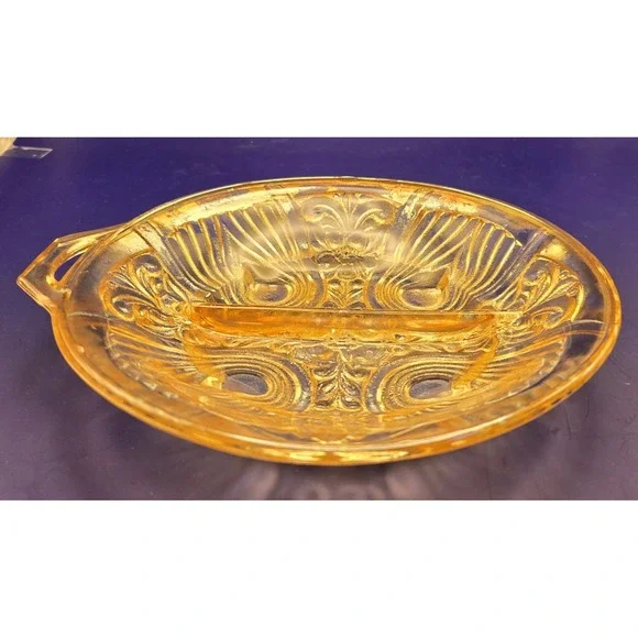 Vintage Divited Dish Indiana Glass Co. Iridescent Light Amber Carnival‎ Glass...