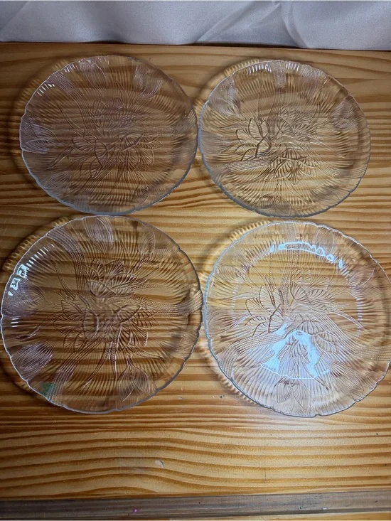 Vintage Arcoroc France Canterbury Crocus Glass 7.5” Bread Plates Set of 4 MCM