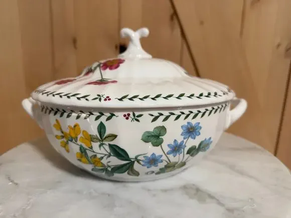 Vintage Mikasa Maxima Summer Symphony Lidded Casserole Server 2.5 Qt