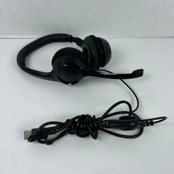 Logitech H390 Wired USB Computer Headset Noise Canceling Mic Black‎ 981-000014