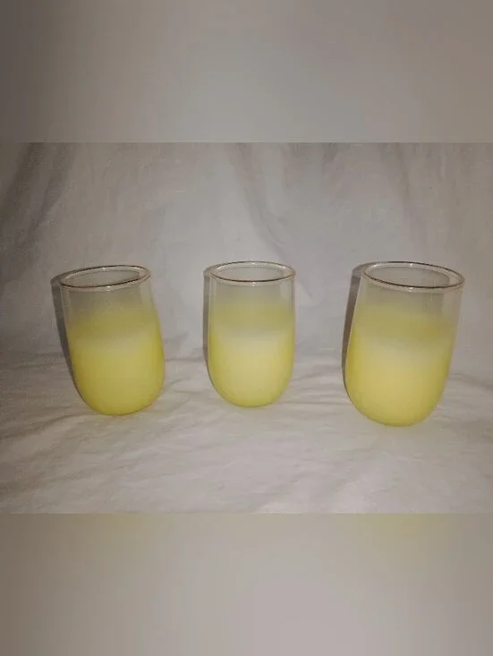 Vintage Blendo Yellow Frosted Juice Glasses Mid Century Set Of 3 MCM Drinkware