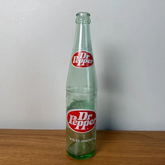 Vintage Dr Pepper‎ Glass Bottle 16 oz One Pint Green Glass Soda Collectible