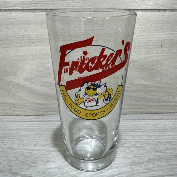 LIBBEY Fricker's Pint Glasses Really Big Frickin' Beer Logo Barware 6.72 x 3.25