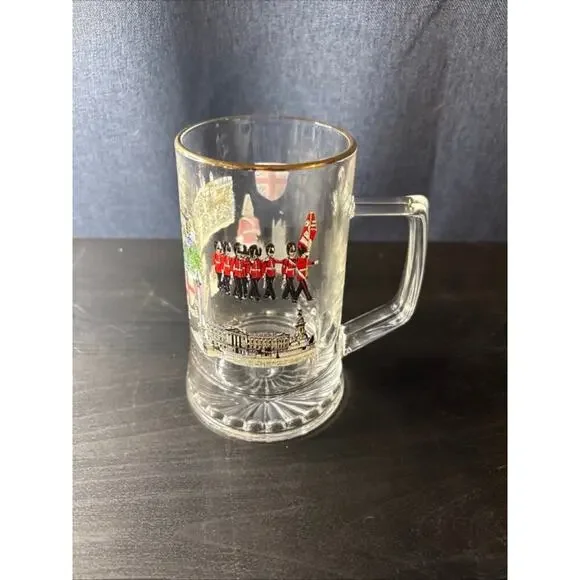 Clear Glass Gold-Rimmed Beer Stein Pint London British Scenes Heavy Bottom