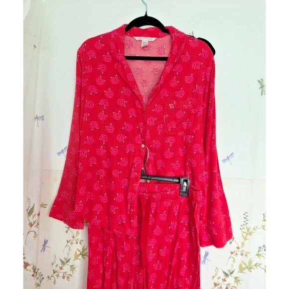 Victoria's Secret Flannel Pajama Set‎ Small Pink Rose Red Pants Long Sleeve