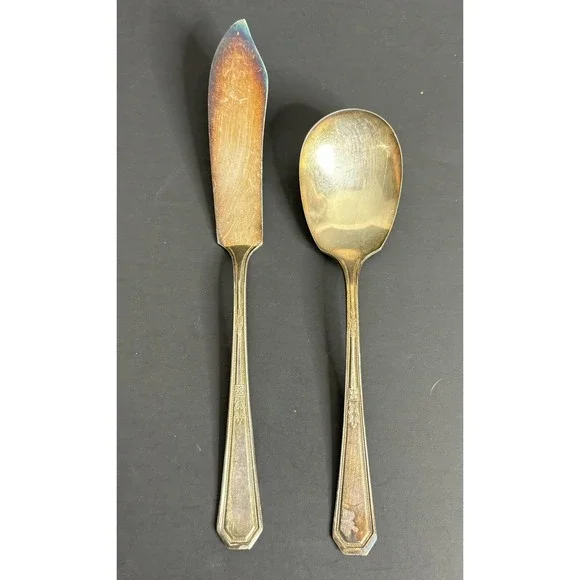 WM Rogers Mayfair Flat Handled Butter Knife and Sugar Spoon Silverplate