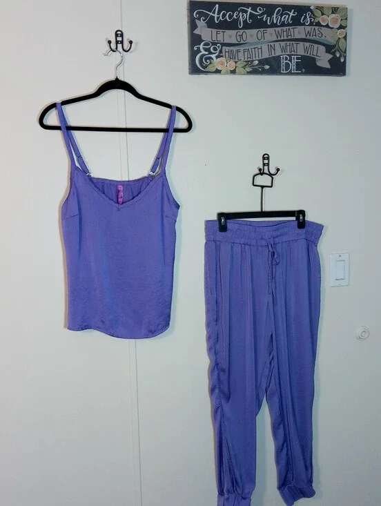 Adore Me Large Purple Spaghetti strap Matching Gorgeous Genie Pajama set