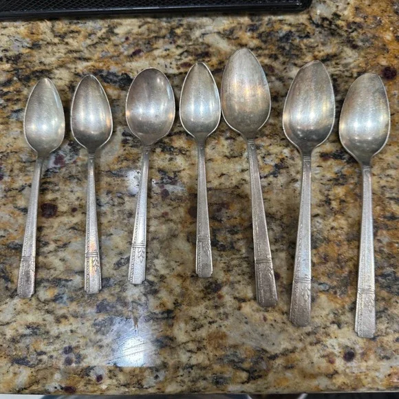 Vintage Simeon L & George H Rogers Silver Plate Spoons Set of 7 Art Deco Floral