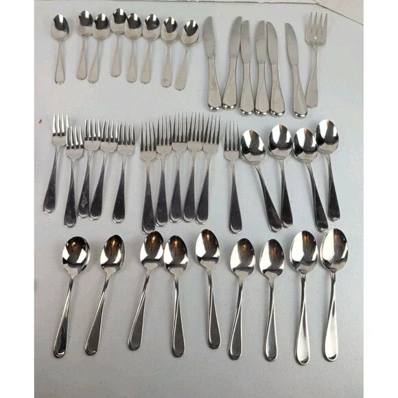 Oneida USA Flight Reliance Stainless Flatware Glossy 39 Piece Set