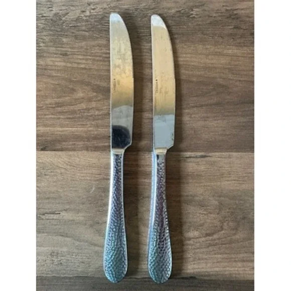Oneida Tibet Hammered Flatware Dinner Knives Textured Handle (Set of‎ 2)