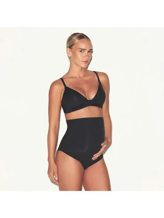SKIMS NWT Wireless Form Maternity Nursing Bra - Size 34DDDD